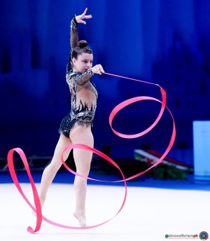 arm 53006 guyumjian lily sfe09984 simone ferraro ph